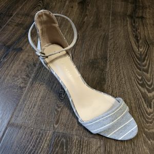 Kelly & Katie KK Nadia Womens Size 8.5 Blue White Striped Heels